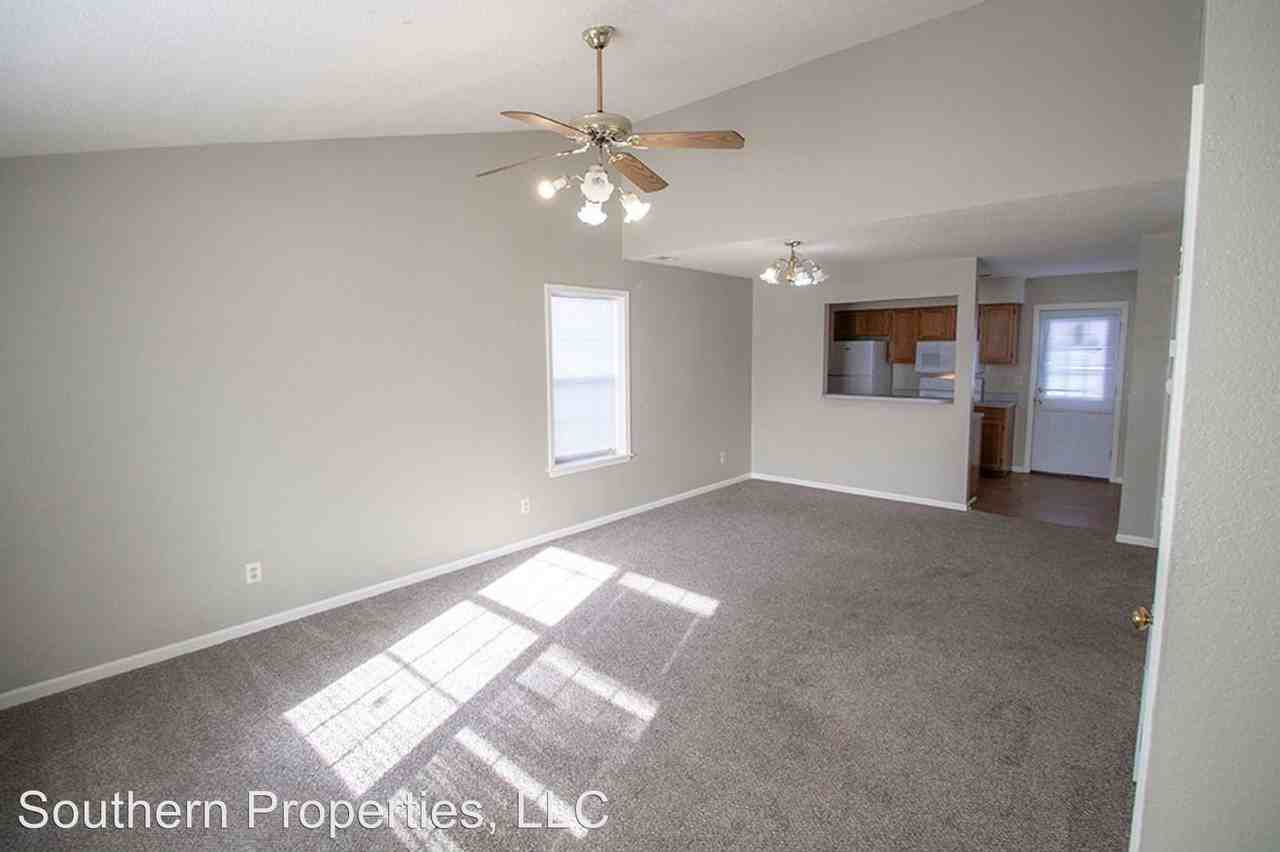 647 W Country Squire Ct - Photo 2 of 29