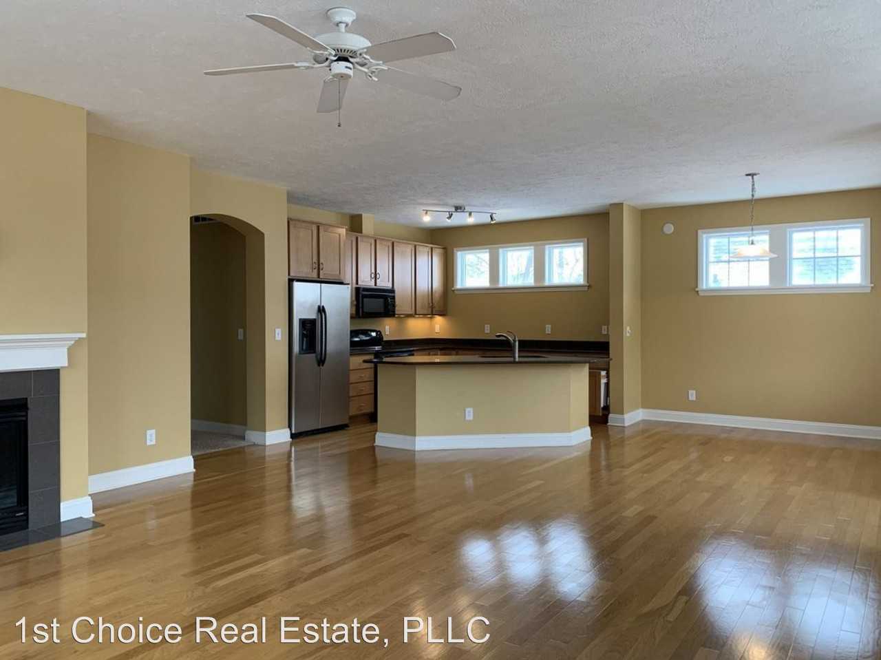 223 E St Joseph St - Photo 2 of 12
