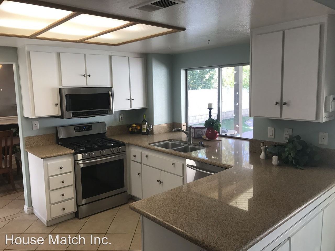 30378 Milano Road - Photo 3 of 11