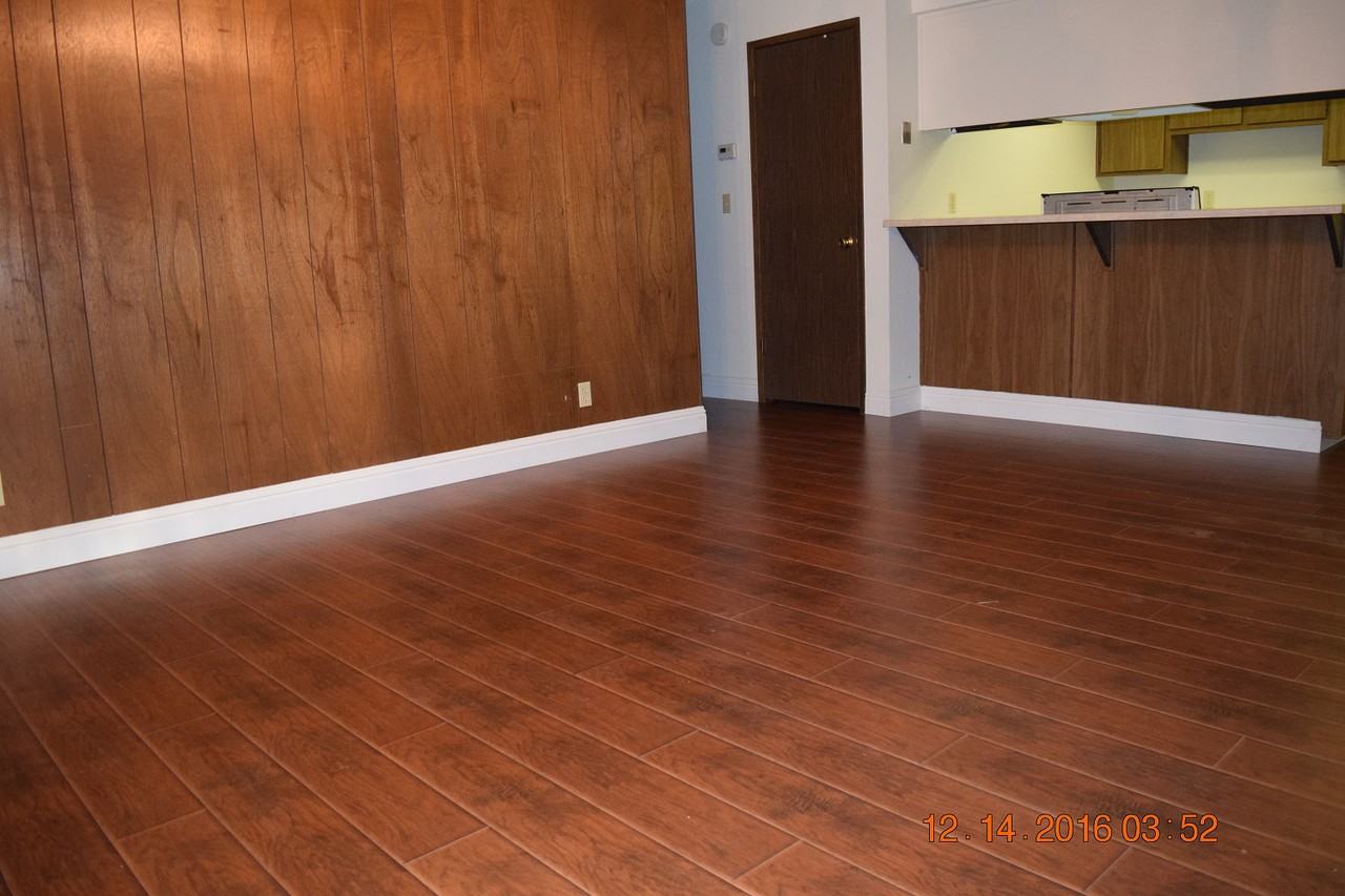 5920 Merrywood Dr - Photo 3 of 11