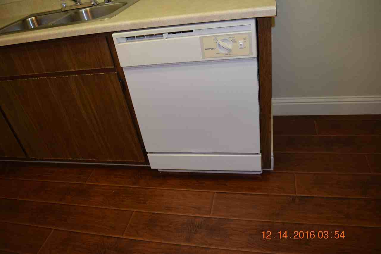 5920 Merrywood Dr - Photo 5 of 11