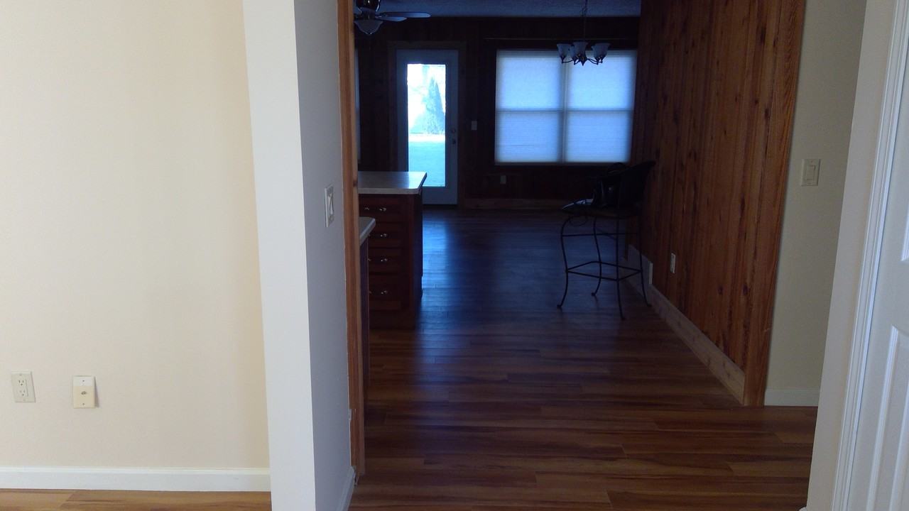 1437 Madison Ave - Photo 2 of 20