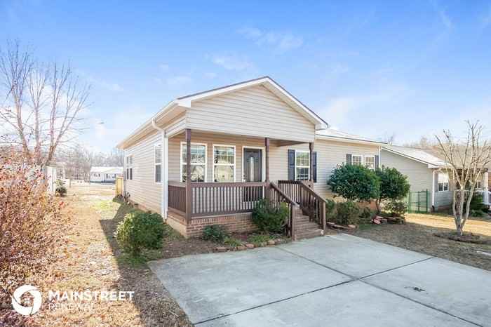 263 Sweet Bay Lane - Photo 3 of 16