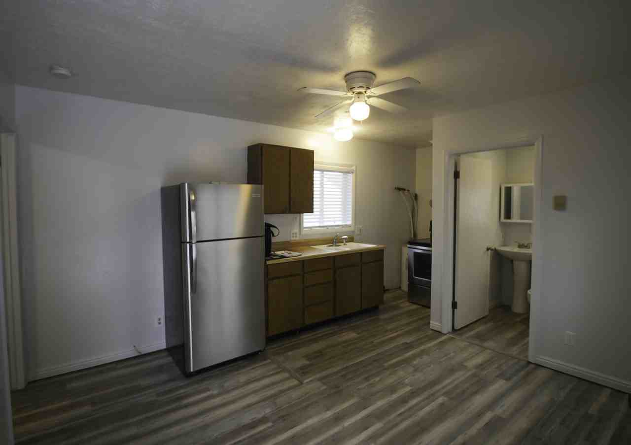 126 Whittier Street - Photo 3 of 6