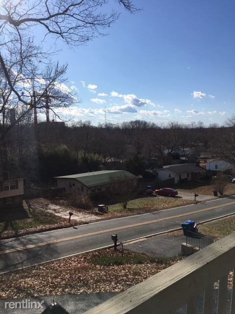 9814 Sylvan Turn - Photo 3 of 8