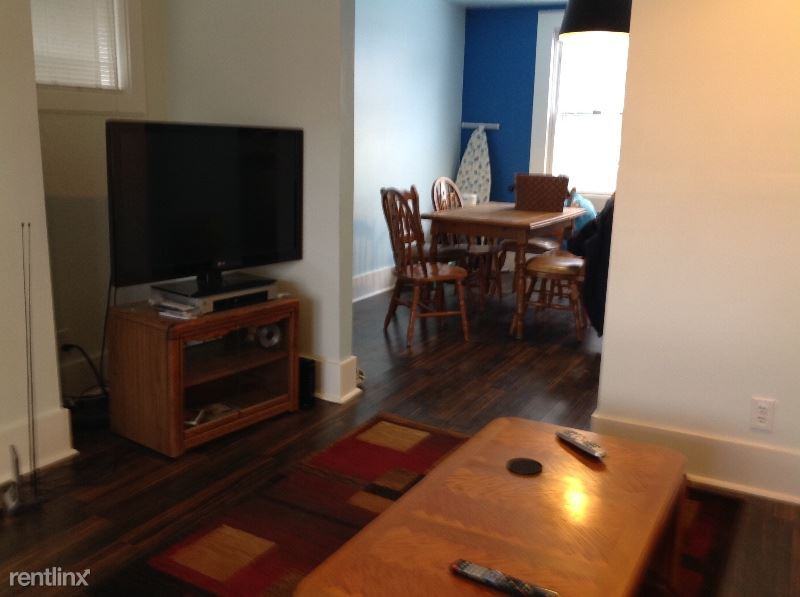 267 Robinson Street - Photo 3 of 22