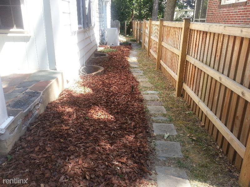 4300 Woodberry Street Basement #Bsmt - Photo 2 of 12