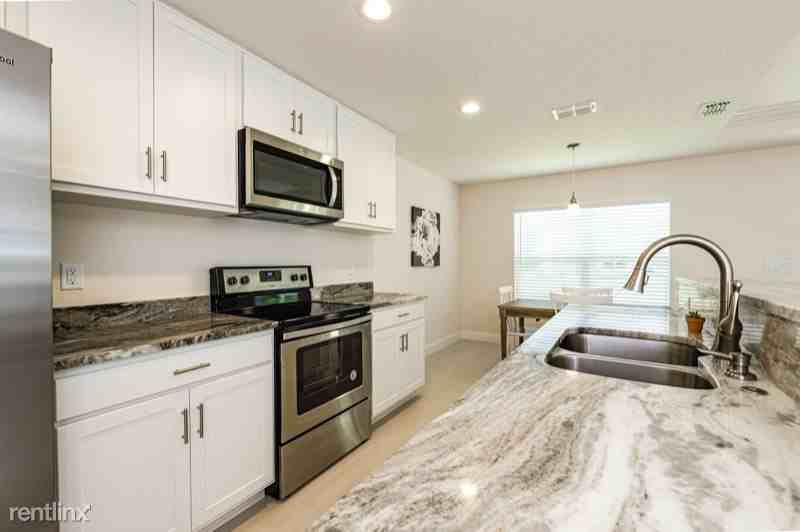 6502 Raham Ct - Photo 3 of 14