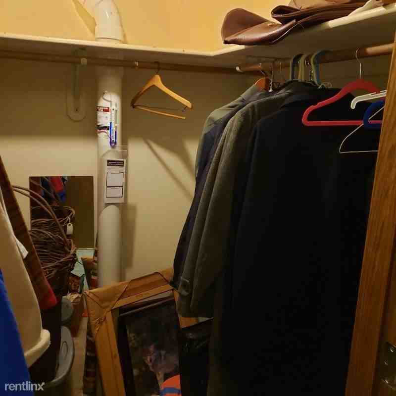 1636 Waterford Lane - Photo 3 of 9