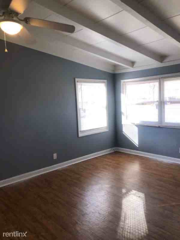 1582 Bluebird Lane - Photo 3 of 11