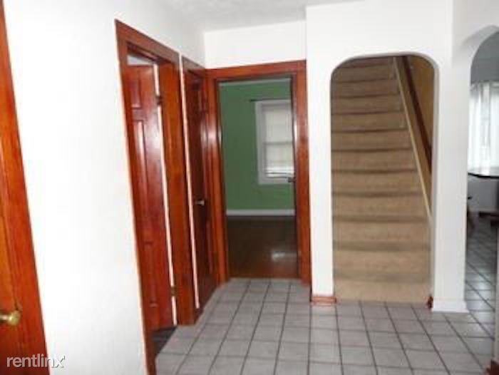 126 S 74th St - Photo 3 of 10