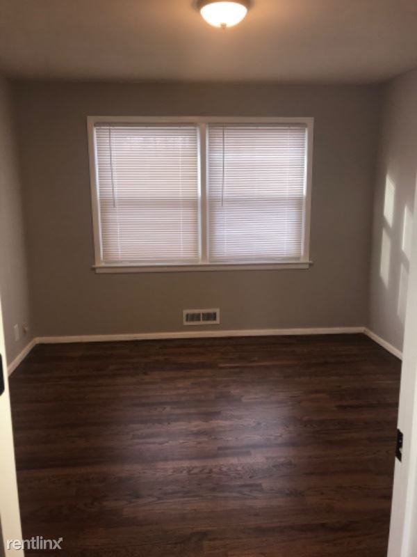 29 Woodfield Drive - Photo 3 of 10