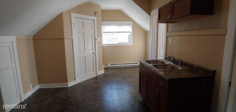 5411 N 51st St A - Photo 3 of 14