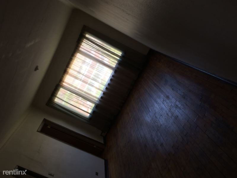 508 Jackson Street Upper - Photo 2 of 9