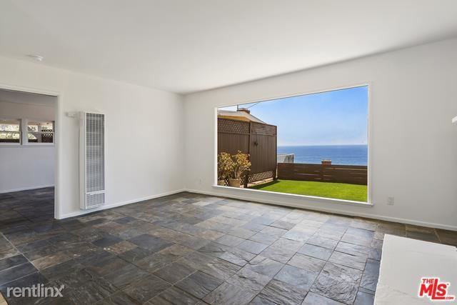 22605 Pacific Coast Hwy
