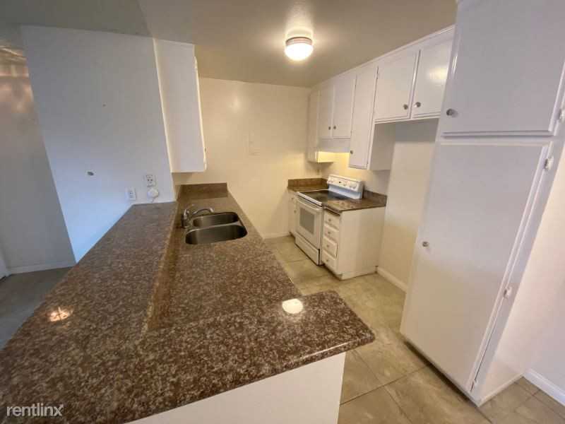 2521 W Sunflower Ave P1 - Photo 2 of 15