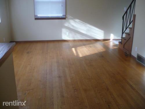 9126 W Custer Ave 9126 - Photo 2 of 5