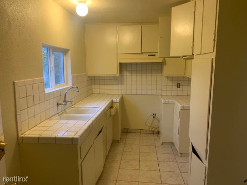 4017 1/2 #A - Photo 2 of 9