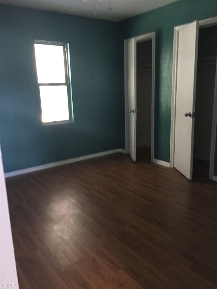1802 Edna St - Photo 3 of 10