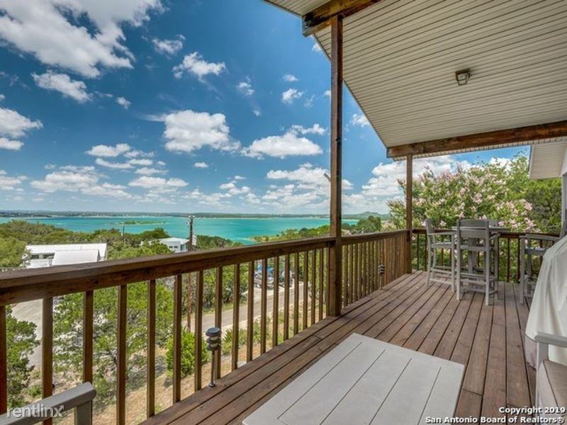 526 Cindy Dr - Photo 2 of 11