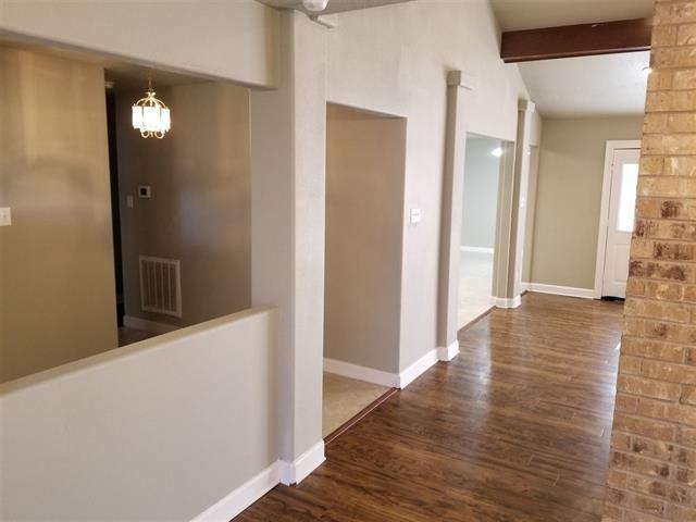 119 Pinehurst Drive - Photo 3 of 25