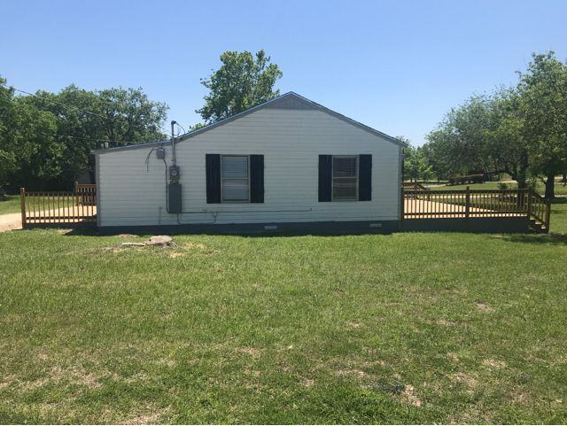 511 North Houston Street - Photo 3 of 20