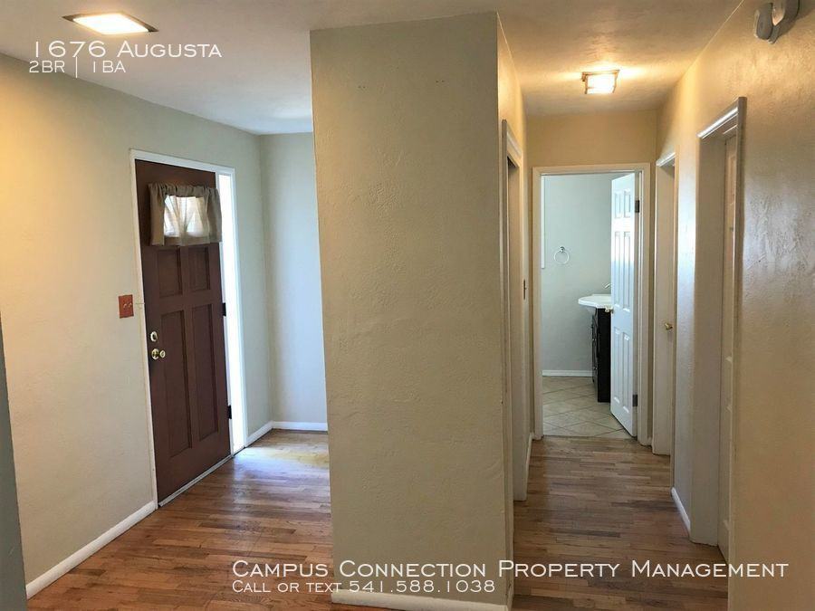 1676 Augusta - Photo 2 of 14
