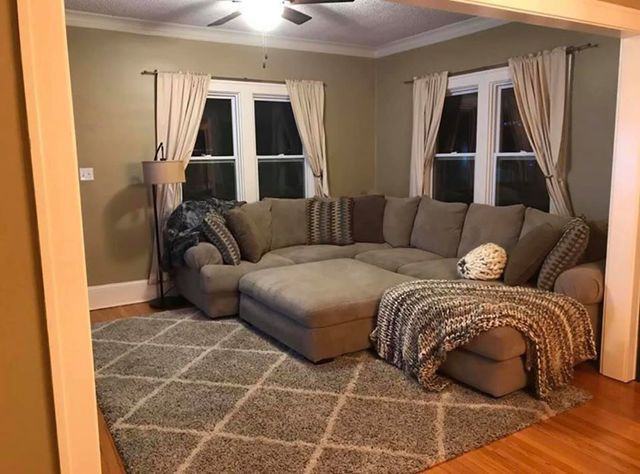 13 Lincoln - Photo 3 of 15