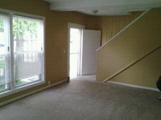 1301 Bennington Ave - Photo 3 of 19