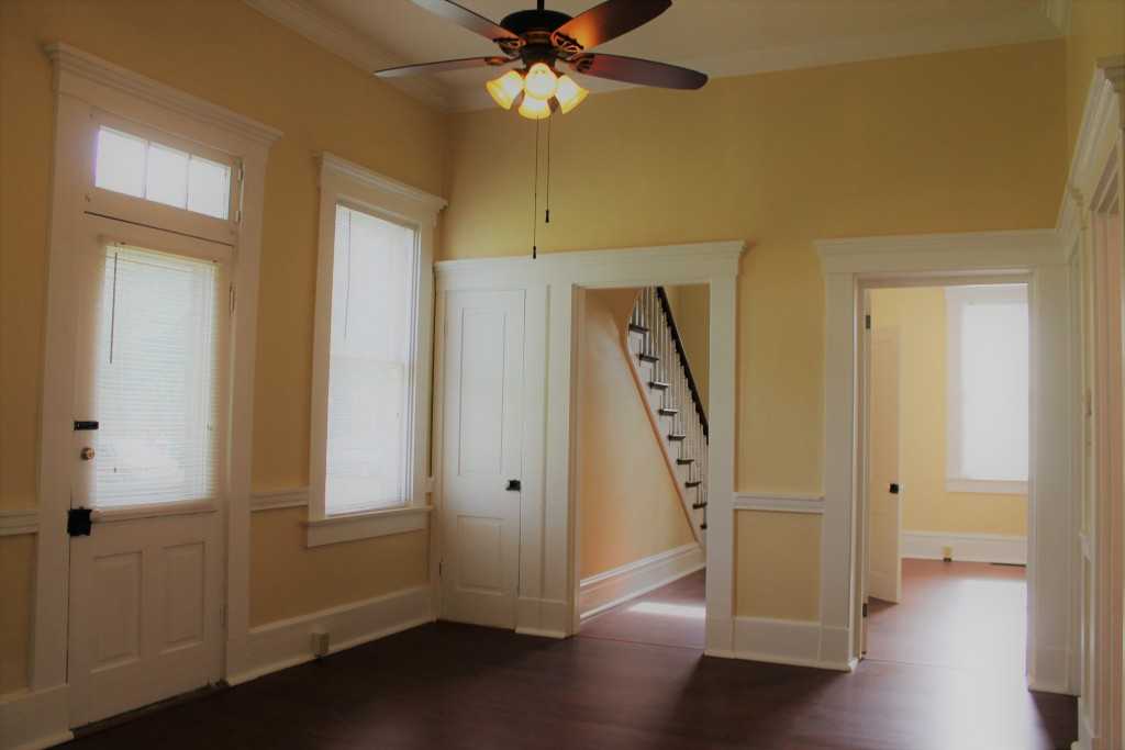 301 S 4th St - Photo 2 of 20