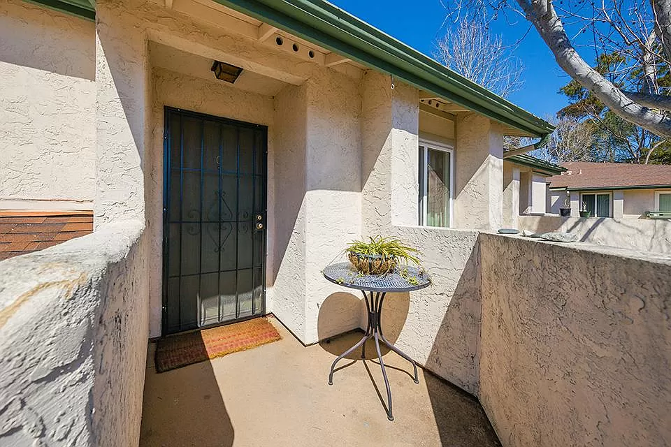 3109 Evening Way #C - Photo 3 of 24
