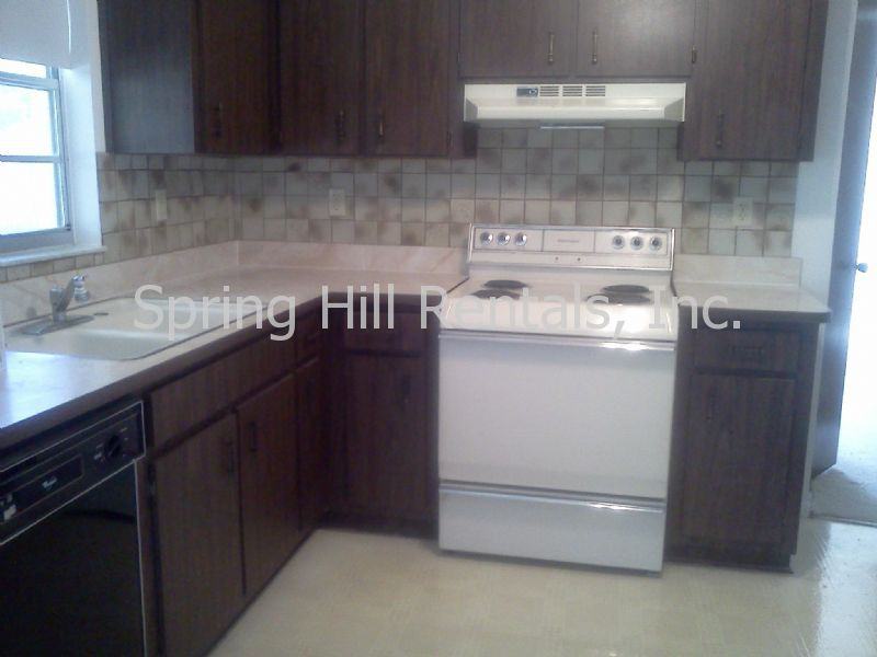 2262 Lake Forest Ave. - Photo 3 of 10