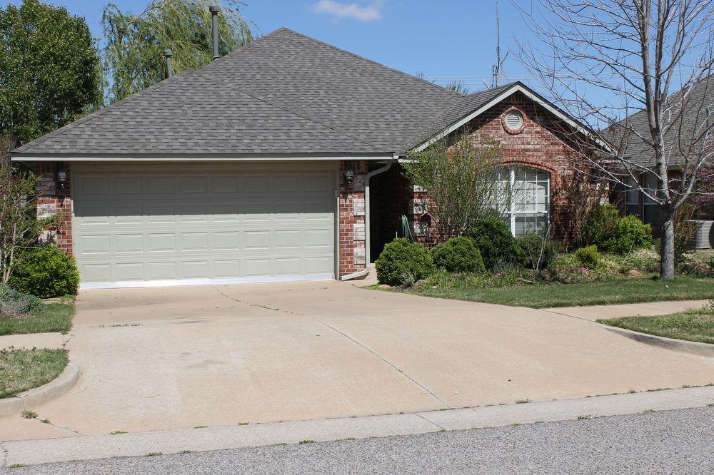 8321 Nw 84th St - Photo 2 of 17