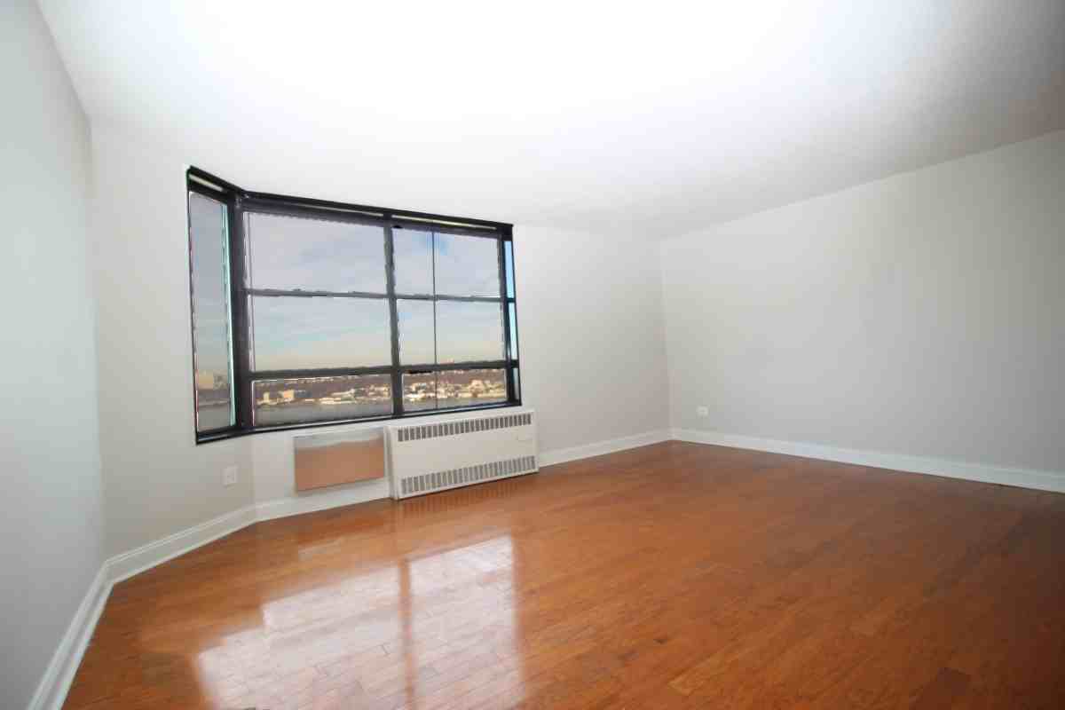 3333 Broadway #C23