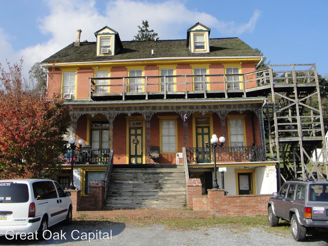 212 Main Street - Photo 2 of 8