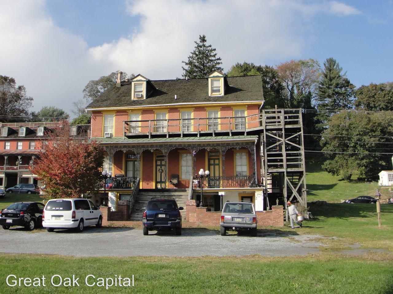 212 Main Street - Photo 3 of 8