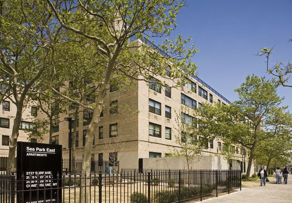 Sea Park - 2970 West 27th Street - Photo 2 of 3