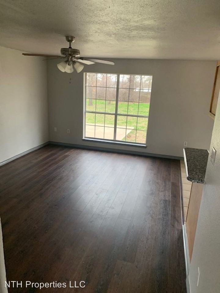 920 East 3rd Street - Photo 2 of 4