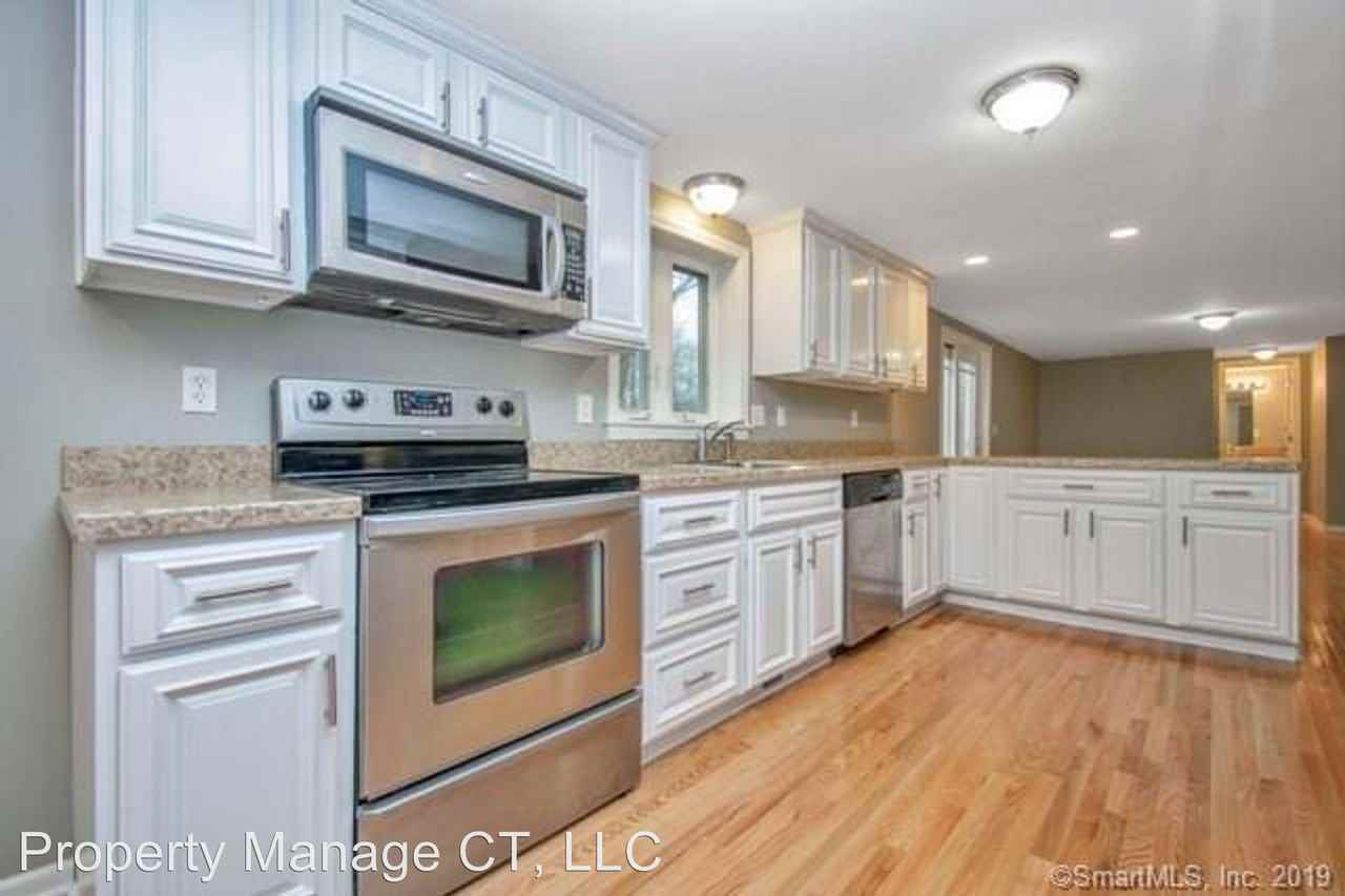 484 Manchester Road - Photo 2 of 13