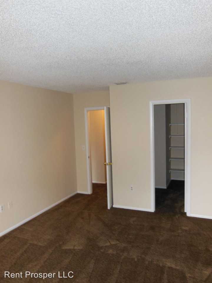 4151 S. Semoran Blvd #12