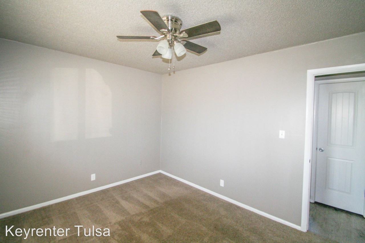 222 S 185th E Ave - Photo 2 of 8