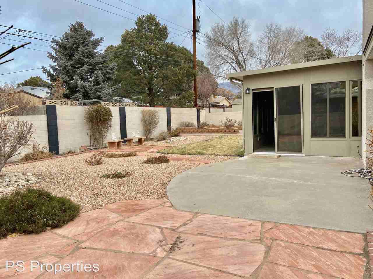 7201 Carriveau Ave Ne - Photo 3 of 14