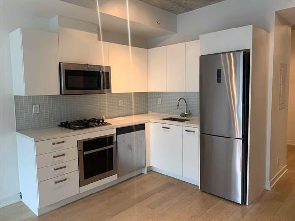 39 Brant Street #0403