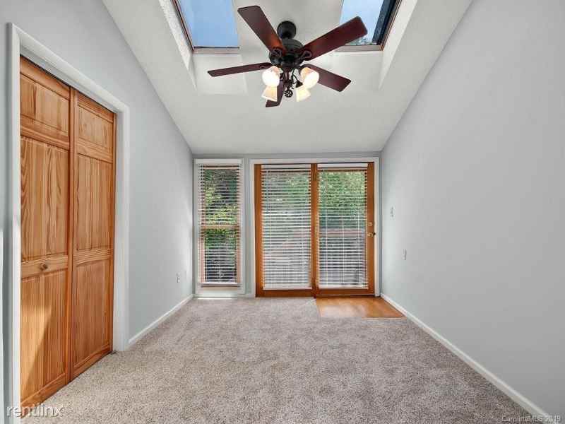 16 Spears Ave 42 - Photo 3 of 11