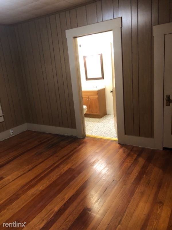 207 Frio St - Photo 3 of 6