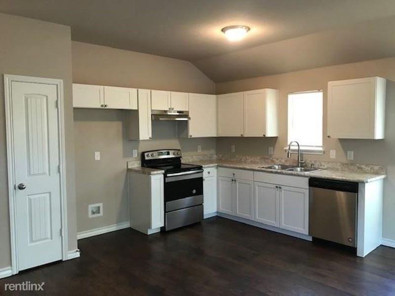 2555 Richard Legacy - Photo 2 of 10