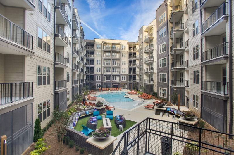 Helios - Photo 5 of 22