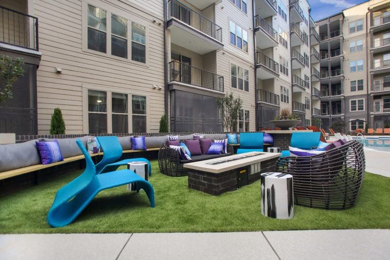 Helios - Photo 6 of 22