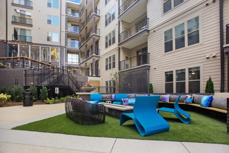 Helios - Photo 7 of 22