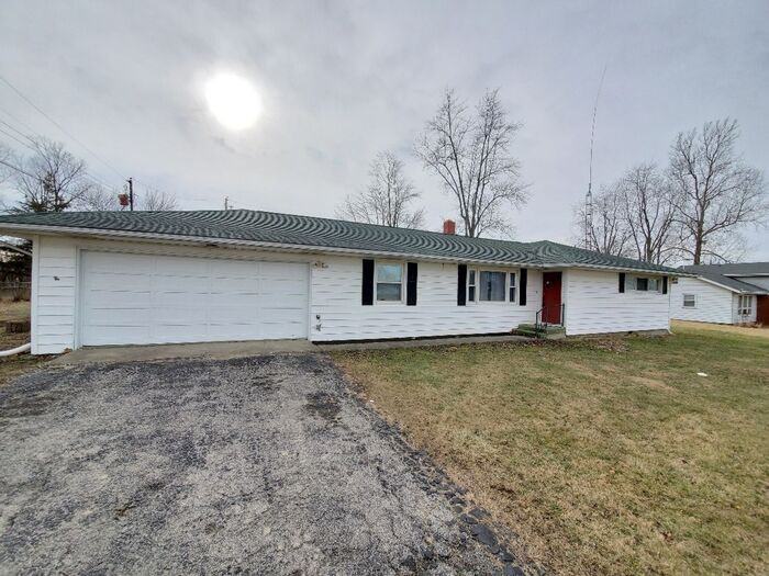 203 West Walnut Street - Photo 2 of 20